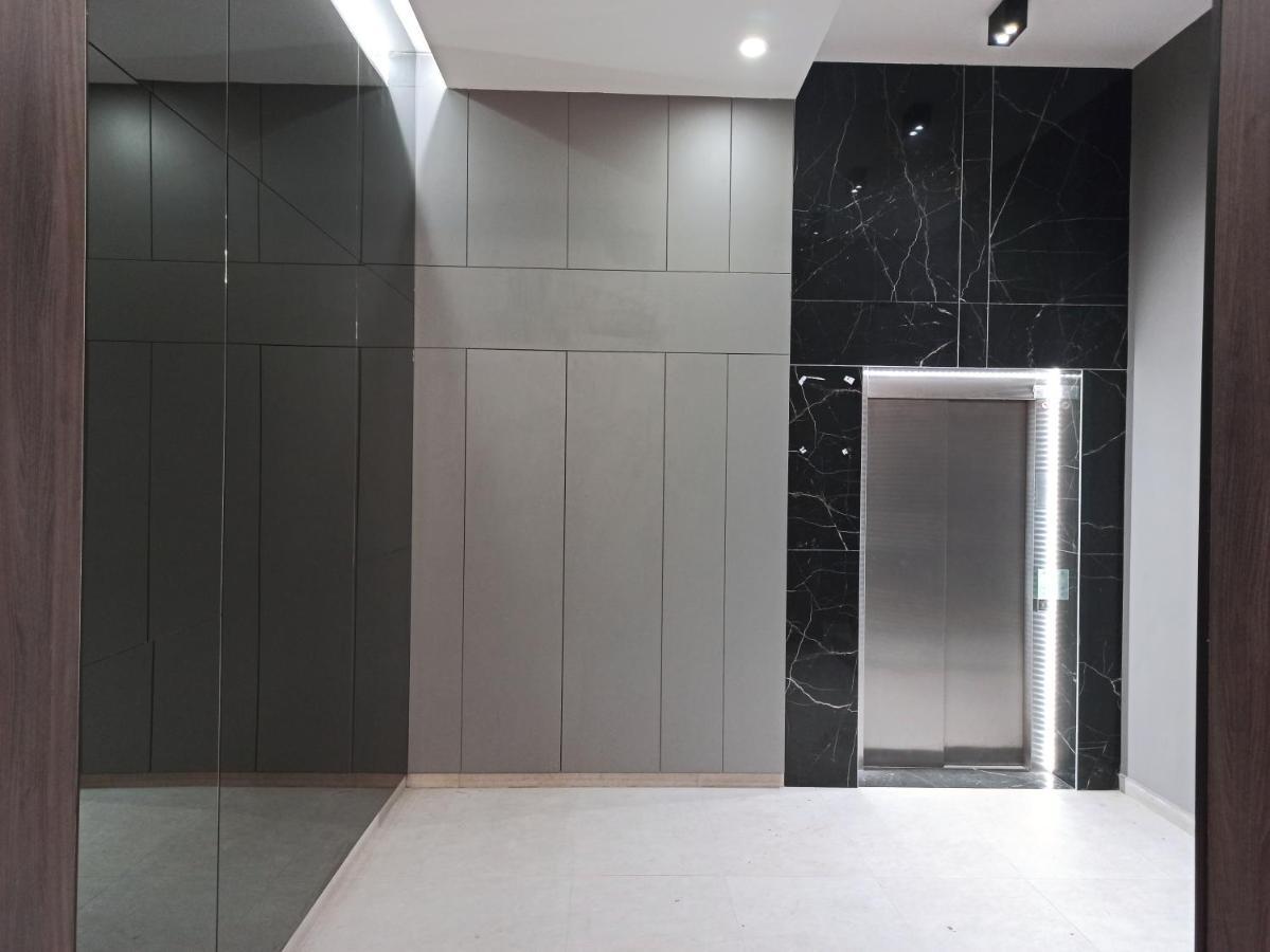 Summer Haven - Self Check-In & Parking Lot, Primashops&Lotus Oradea Exterior photo